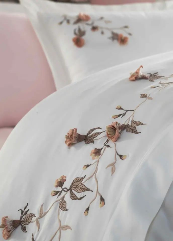 DANTELA Anetta 3D Nakışlı Çift Kişilik Nevresim Takımı - Krem/Pudra