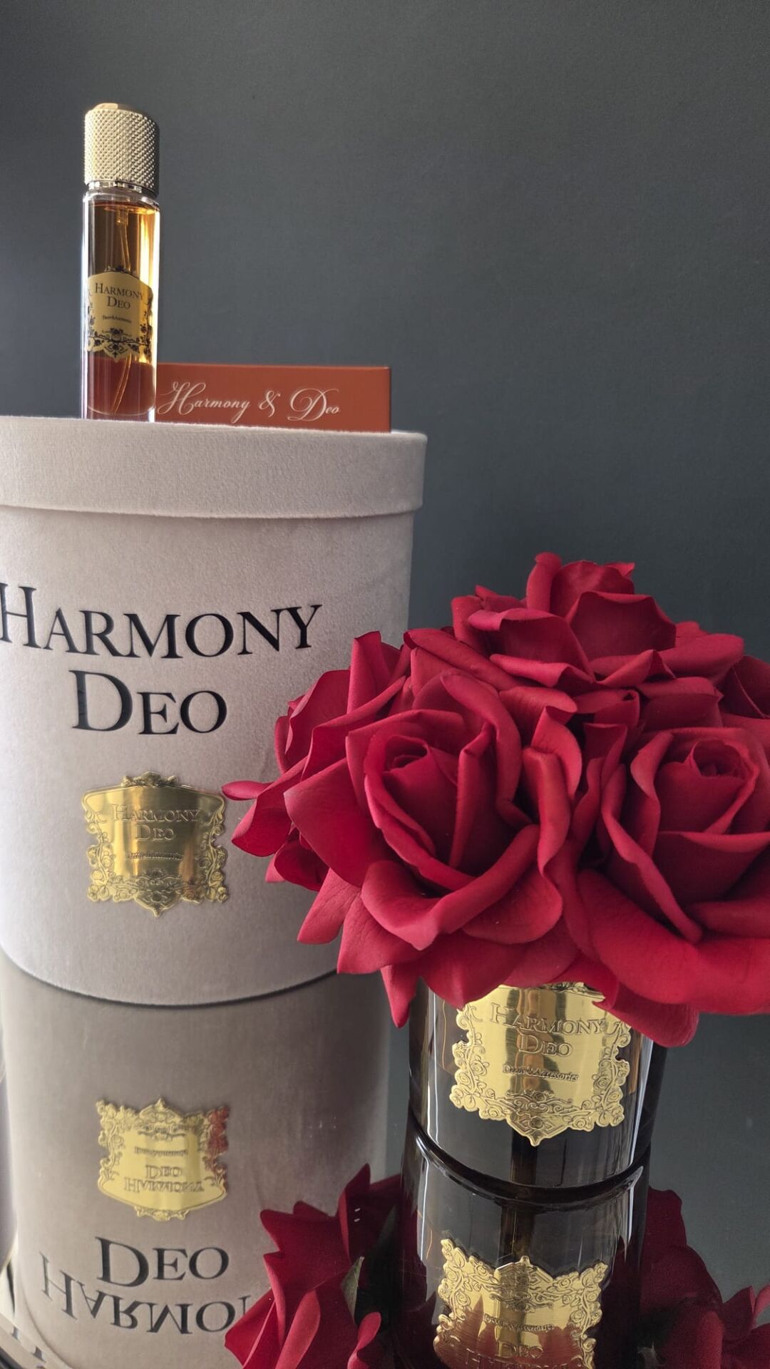 Harmony & Deo Islak Gül Oda Kokusu Kırmızı 7 Güllü Kutulu Parfümlü Amber Vazo