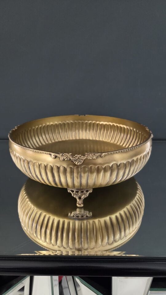 Bera Çizgili Pirinç Saksı