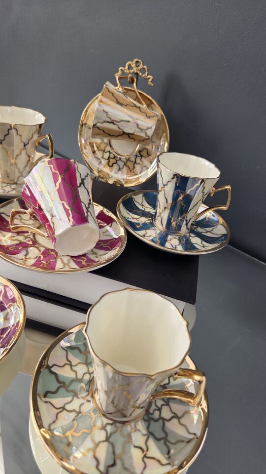 Bera 24 K Altın El Boyama Fincan Takımı