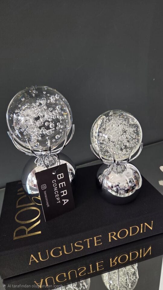 Bera 2'li Metal Gövde Kristal Küre Gümüş