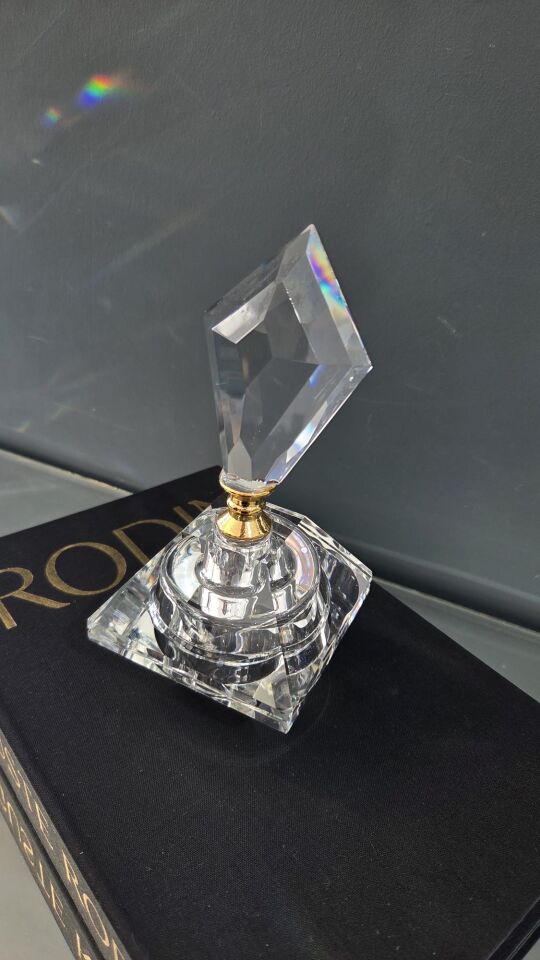 Bera Kristal Dekoratif Parfüm Şişesi Şeffaf