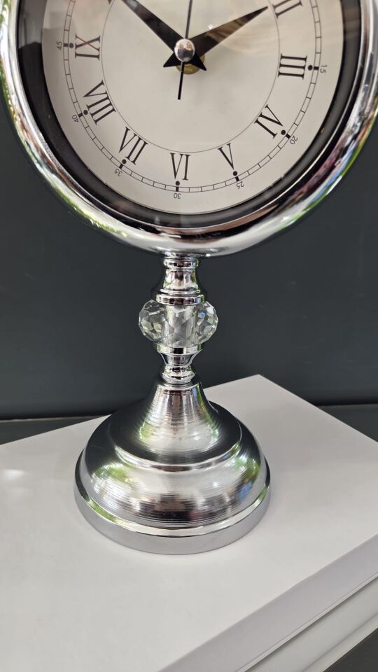 Bera Gümüş Kristal Detaylı Masa Saati