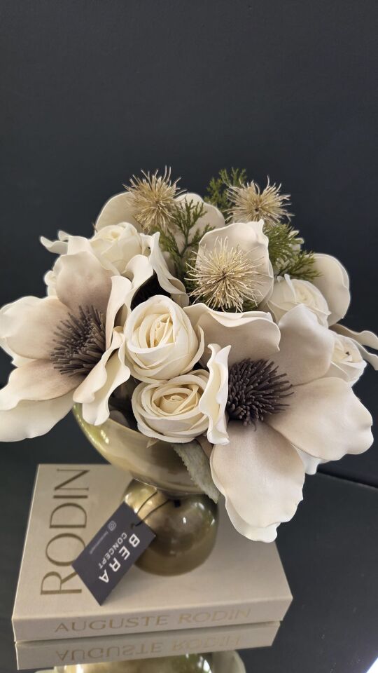 Bera Eskitme Saksı Çiçek Aranjmanı