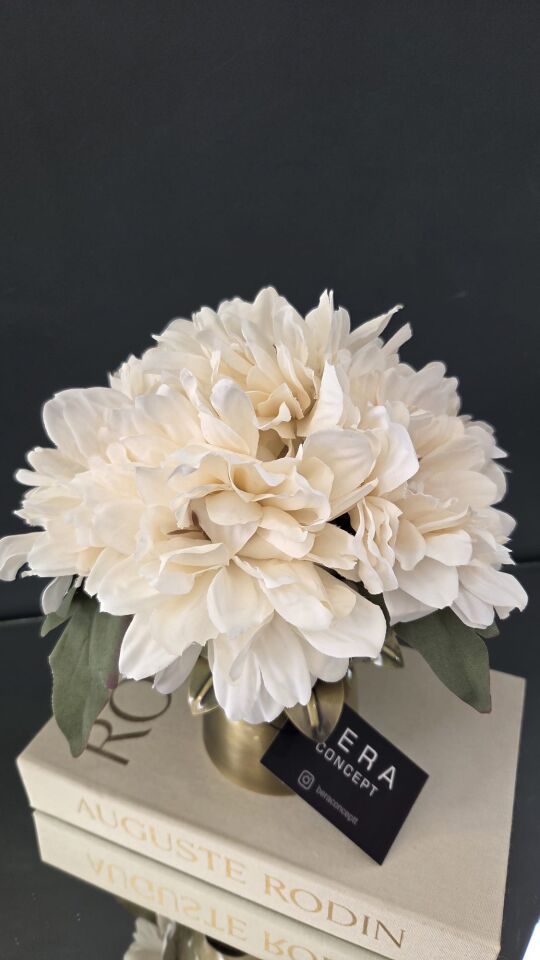 Bera Eskitme Palmiye Saksı Çiçek Aranjmanı