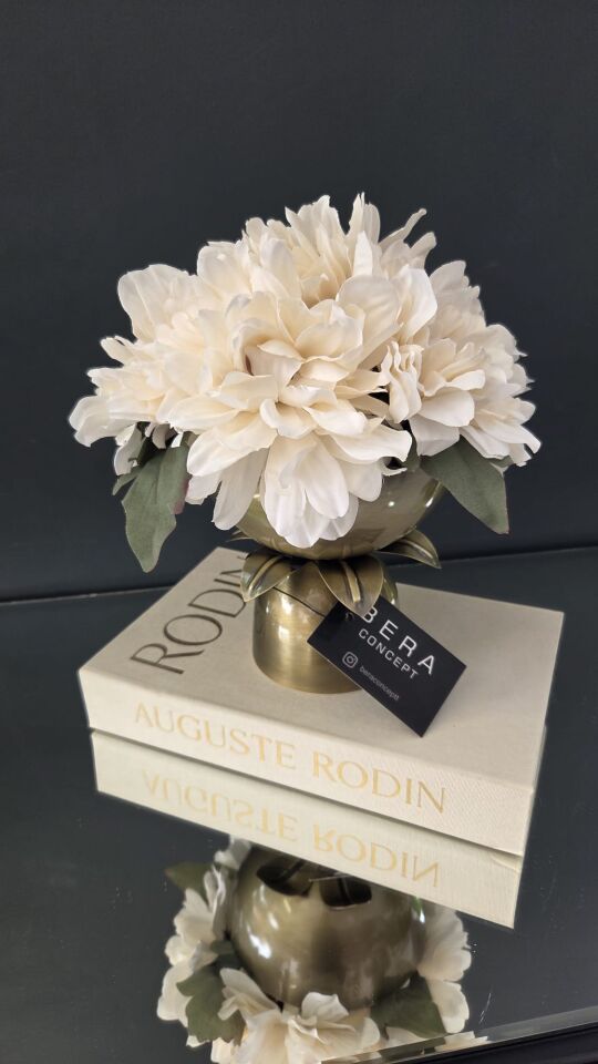 Bera Eskitme Palmiye Saksı Çiçek Aranjmanı