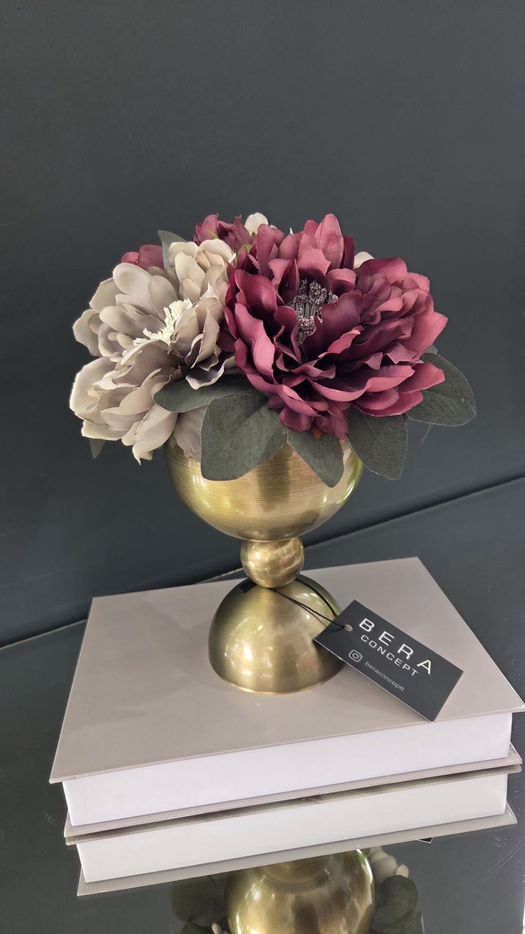 Bera Eskitme Saksı Çiçek Aranjmanı