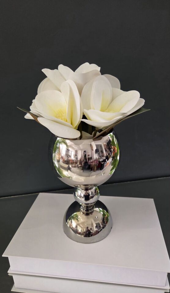 Bera Gümüş Saksı Çiçek Aranjmanı