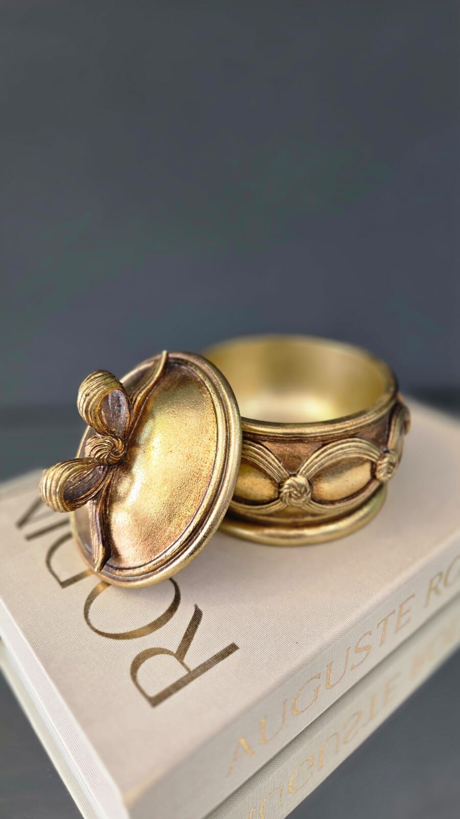 Bera Polyester Döküm Kapaklı Kutu