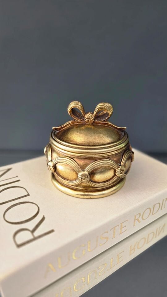 Bera Polyester Döküm Kapaklı Kutu